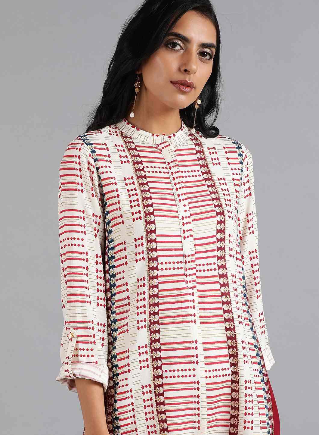White & Red Mandarin Neck Printed kurta - wforwoman
