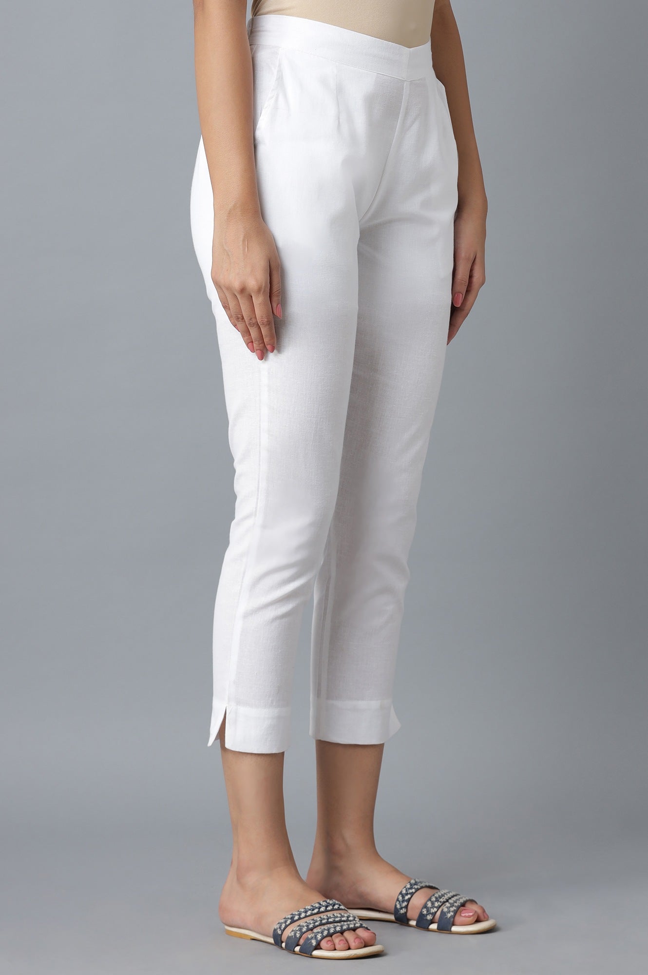 White Solid Straight Fit Cotton Culottes With Elasticated Waist