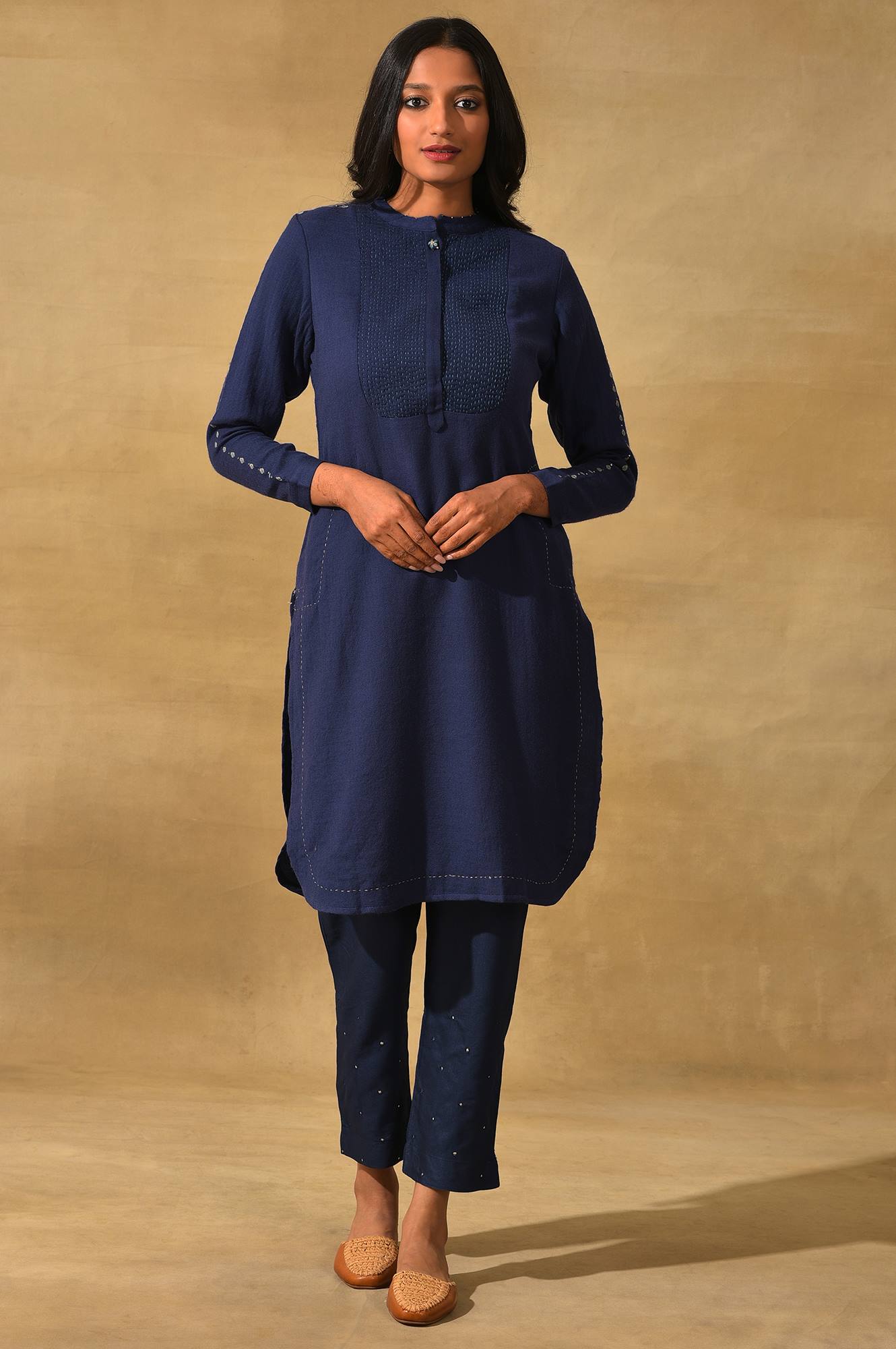 Blue Mandarin Neck Woollen kurta