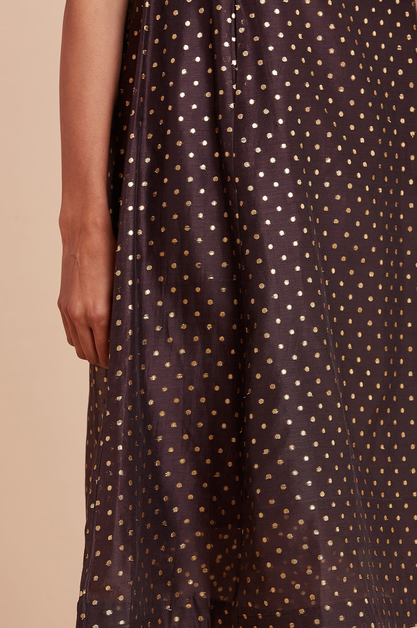 Dark Brown Sleeveless Jacquard kurta