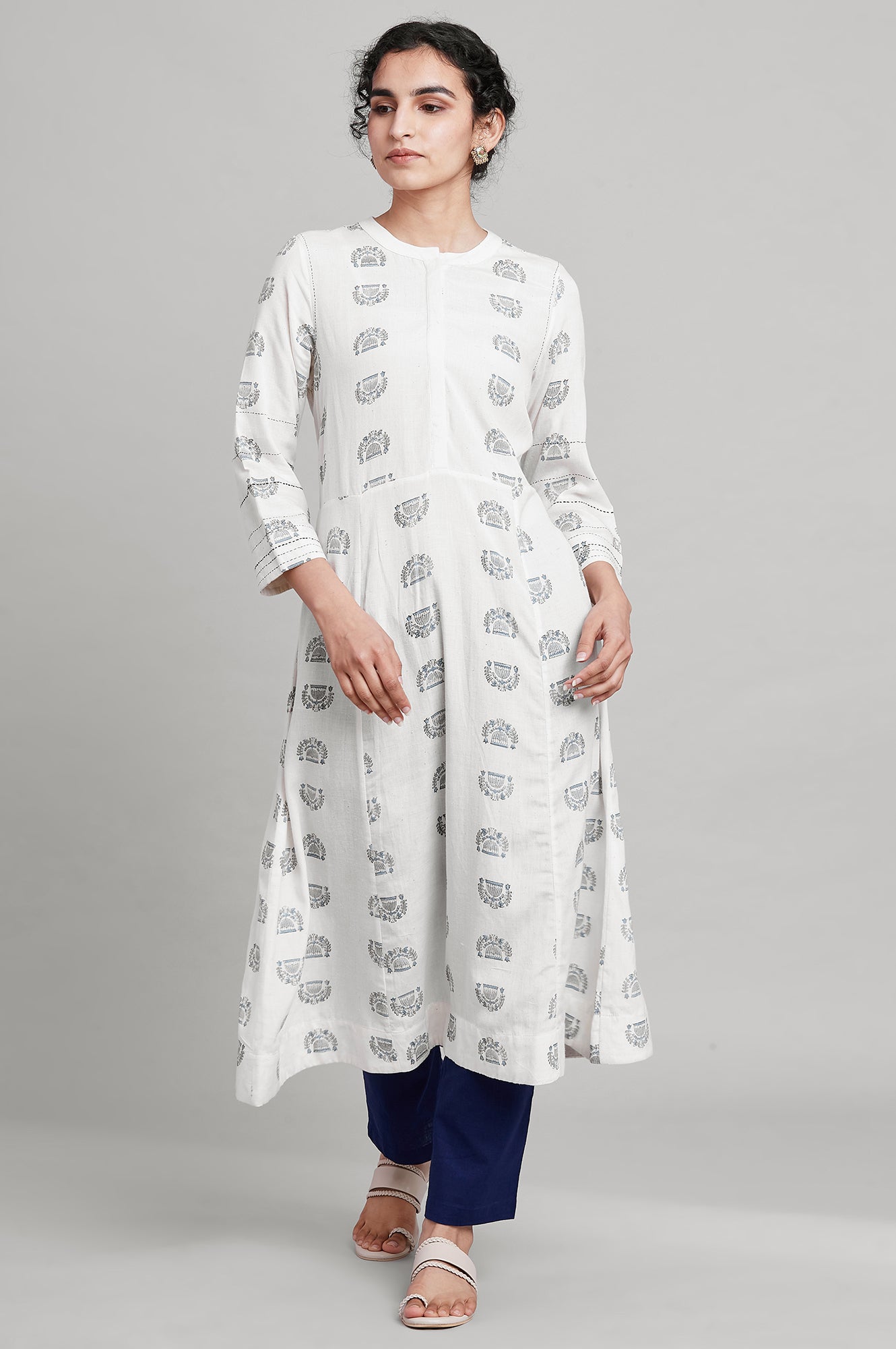 Ecru Panelled kurta in Hand Block Print