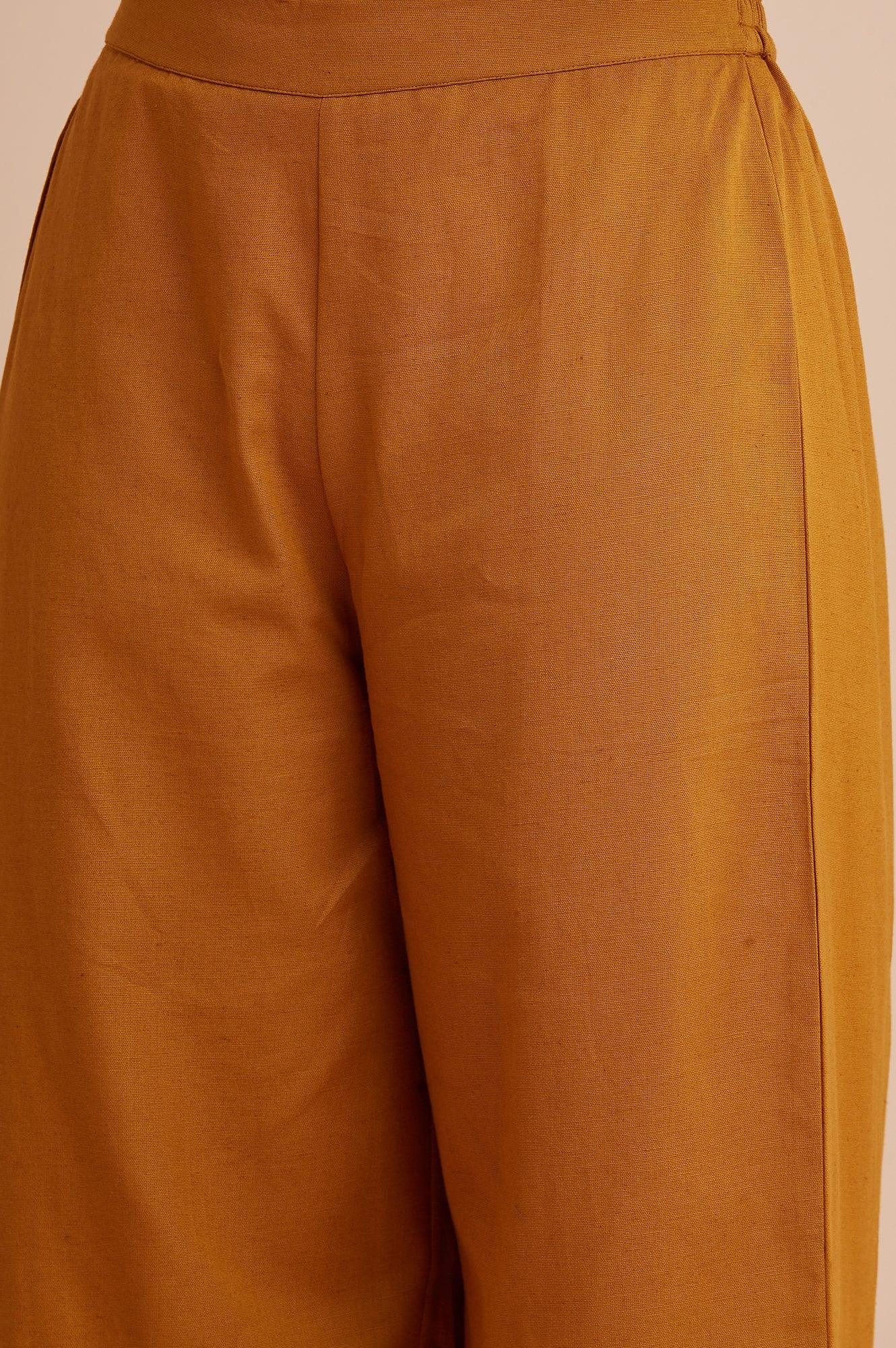 Light Yellow Solid Parallel Pants - wforwoman