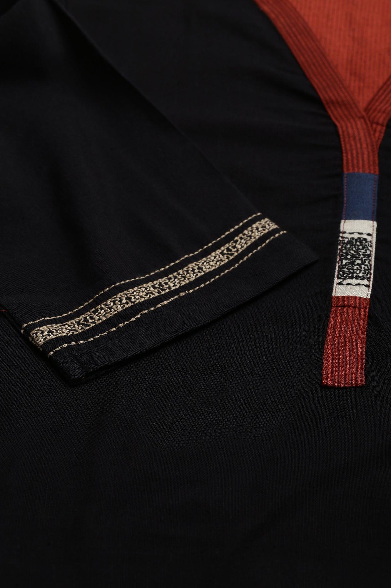 Black Solid kurta With Printed Placket - wforwoman