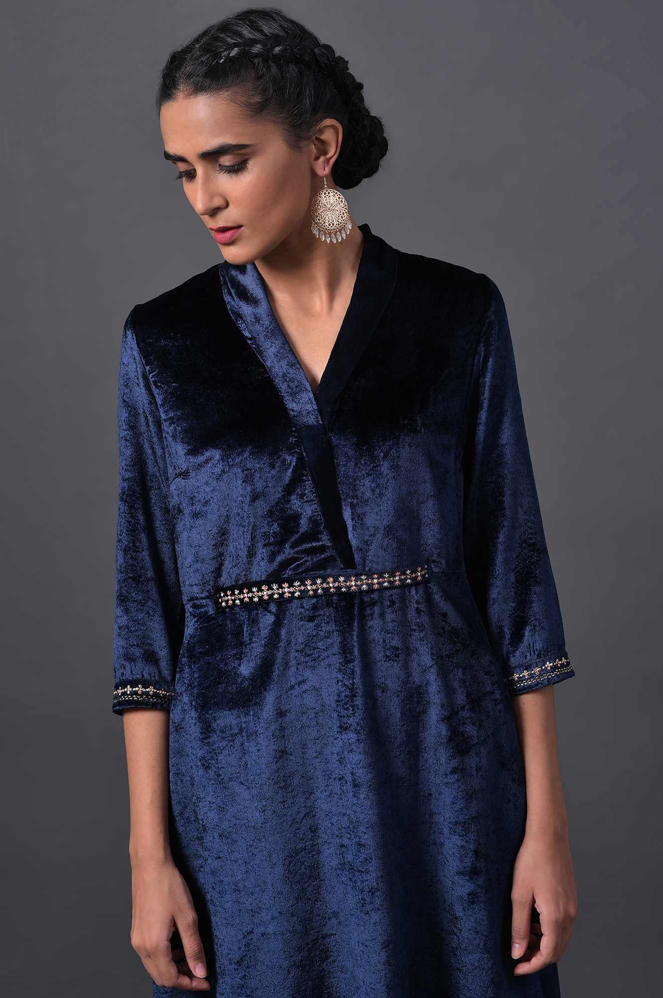 Navy Blue Velvet kurta With Embroidered Belt And Straight Pants - wforwoman