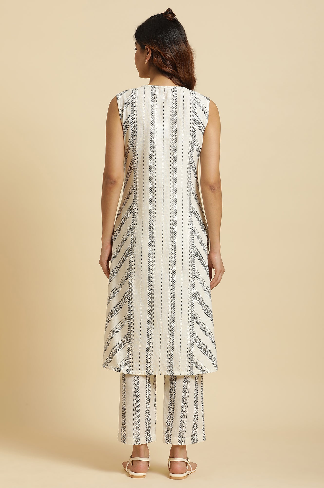 Ecru Printed Kurta & Pants Co-Ord Set With Kantha Detail - wforwoman