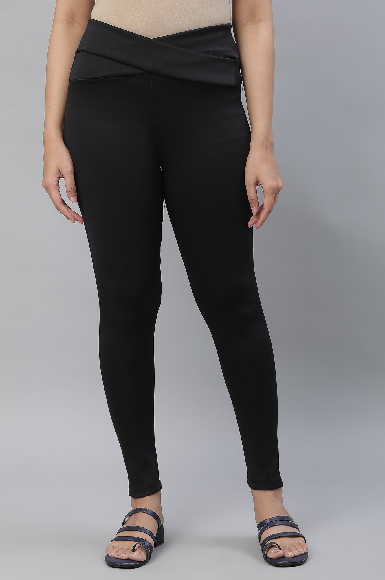 Black Solid Skinny Fit Tights With Criss Cross Waistband XS