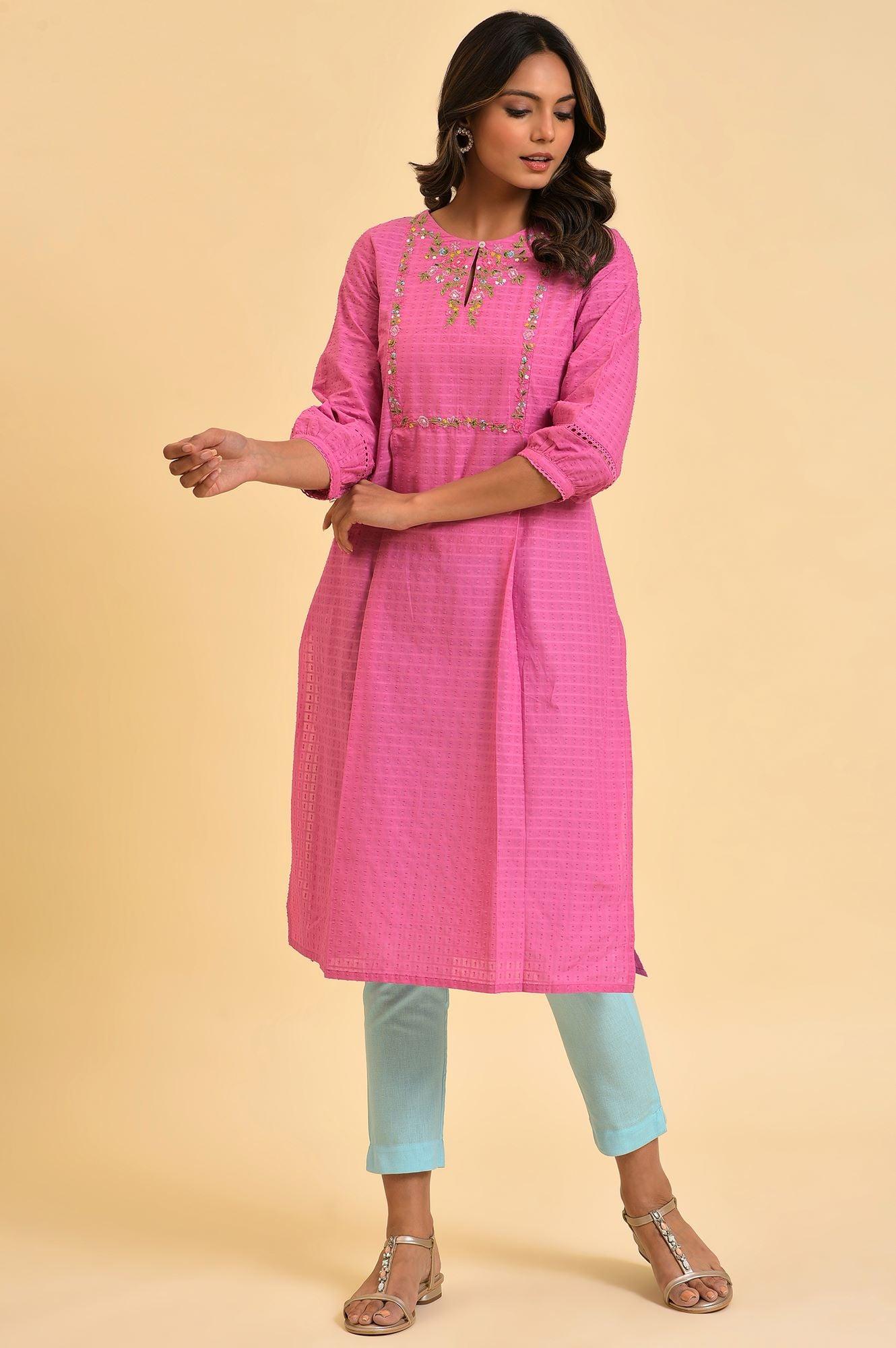 Plus Size Pink Floral Embroidered kurta In Textured Fabric - wforwoman