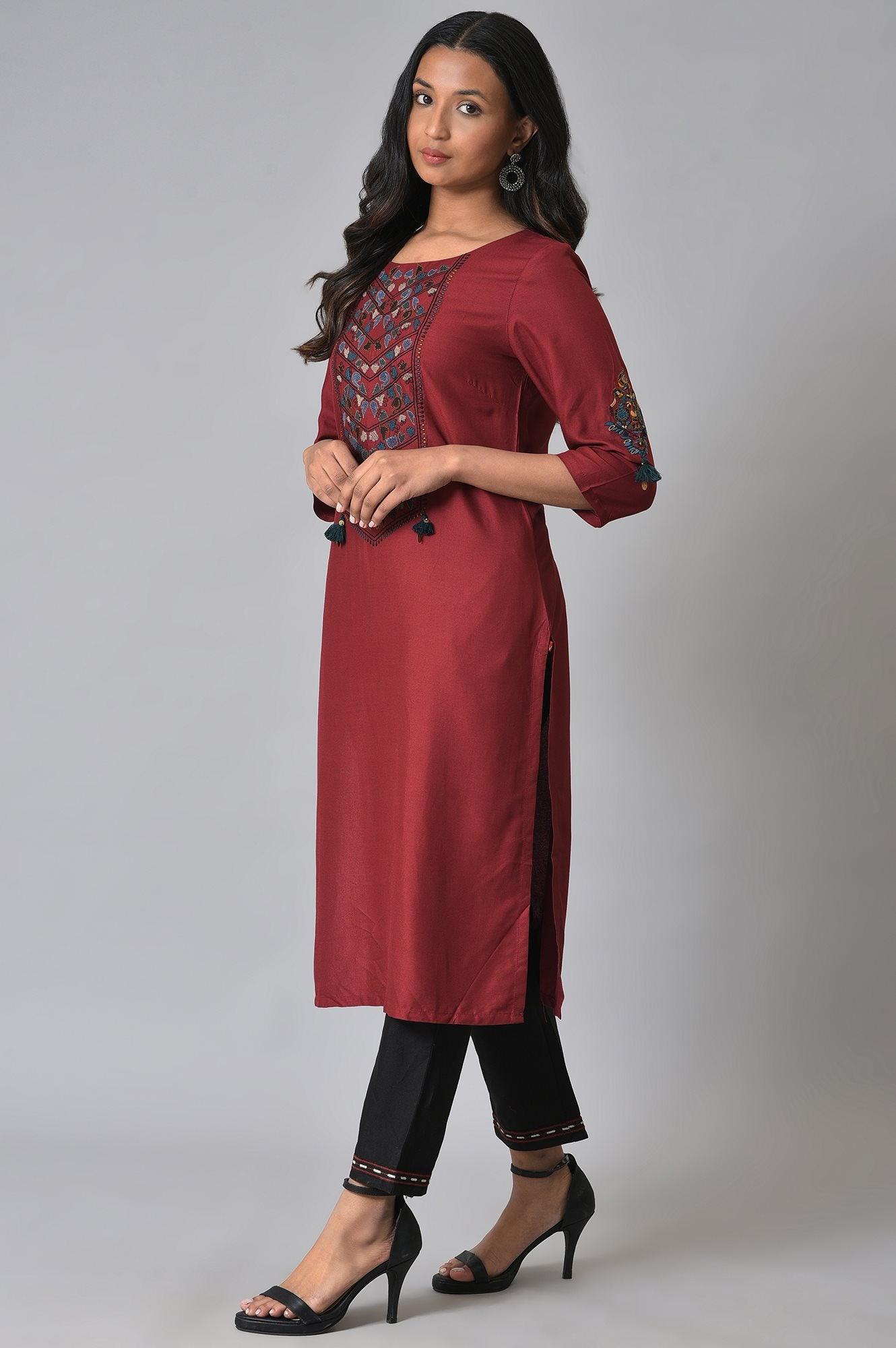 Maroon Round Neck Embroidered kurta Set - wforwoman