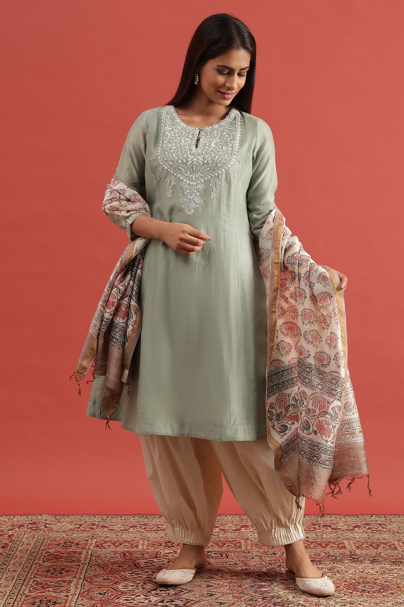 Light Green Chikankari Kurta In Cotton Silk