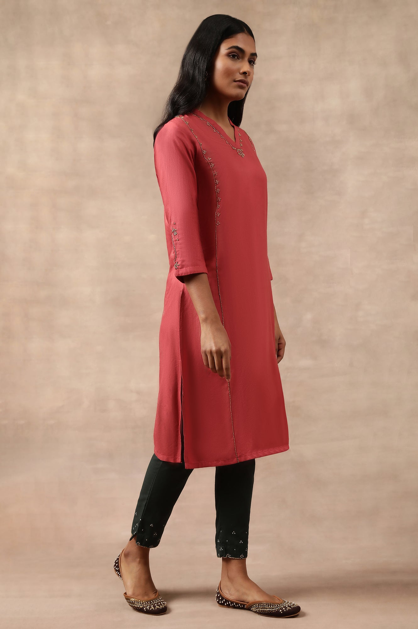 Bead Embroidered Viscose Silk Tussar kurta