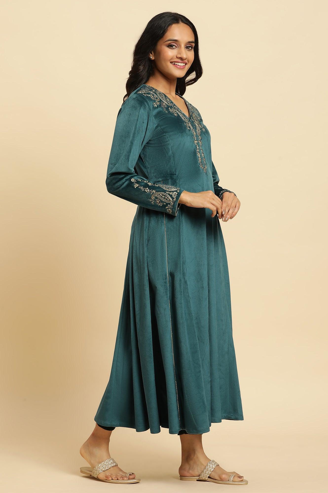 Teal Green Embroidered Flared Velvet Kurta - wforwoman