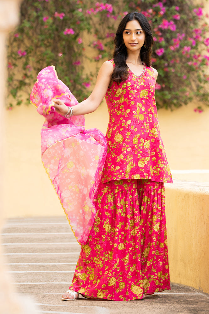 Pink Floral Printed Sleeveless Short Kurta, Sharara And Dupatta Set XS