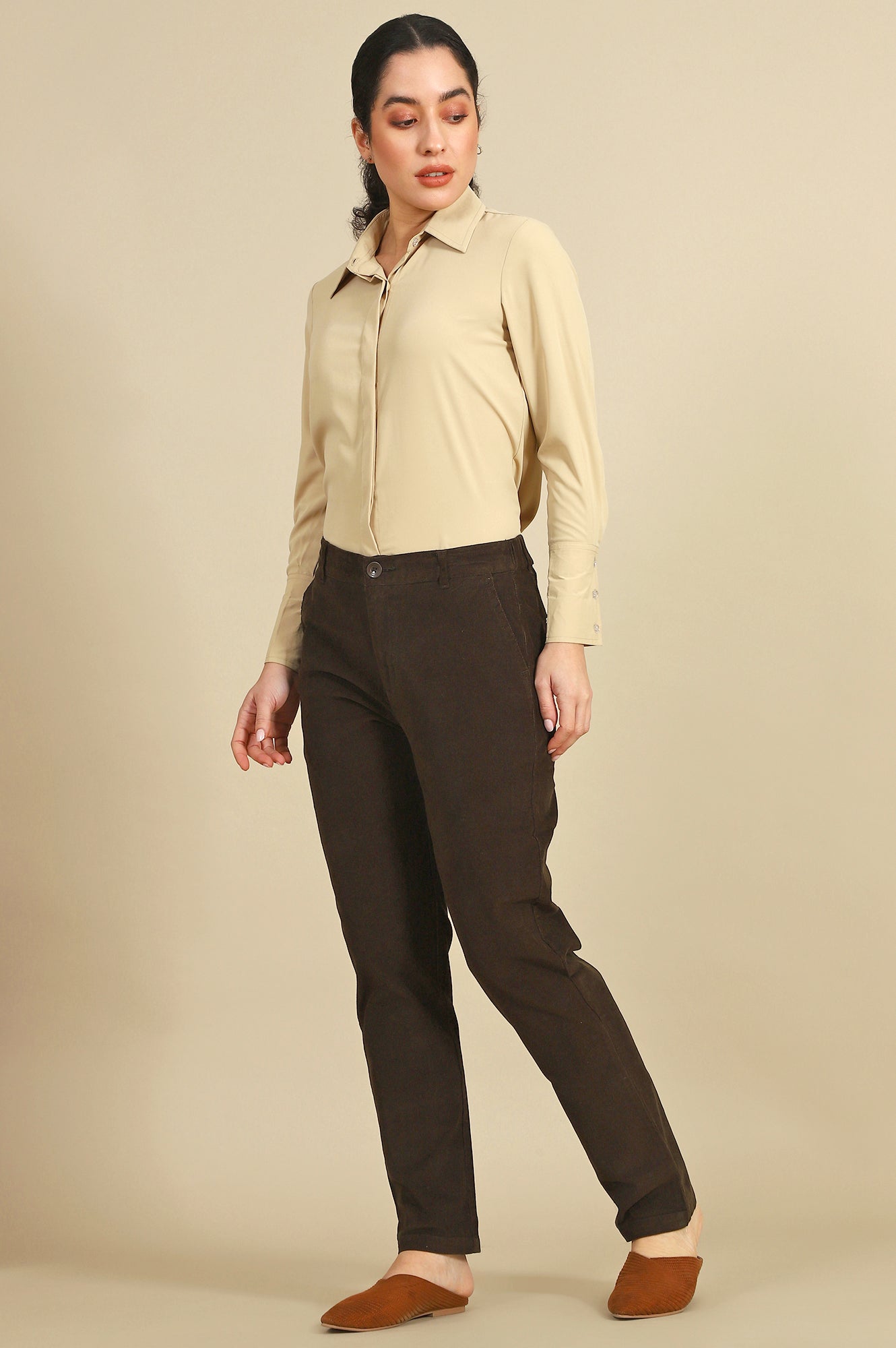 Dark Brown Solid Straight-fit Cotton Pants with Button Closure XS