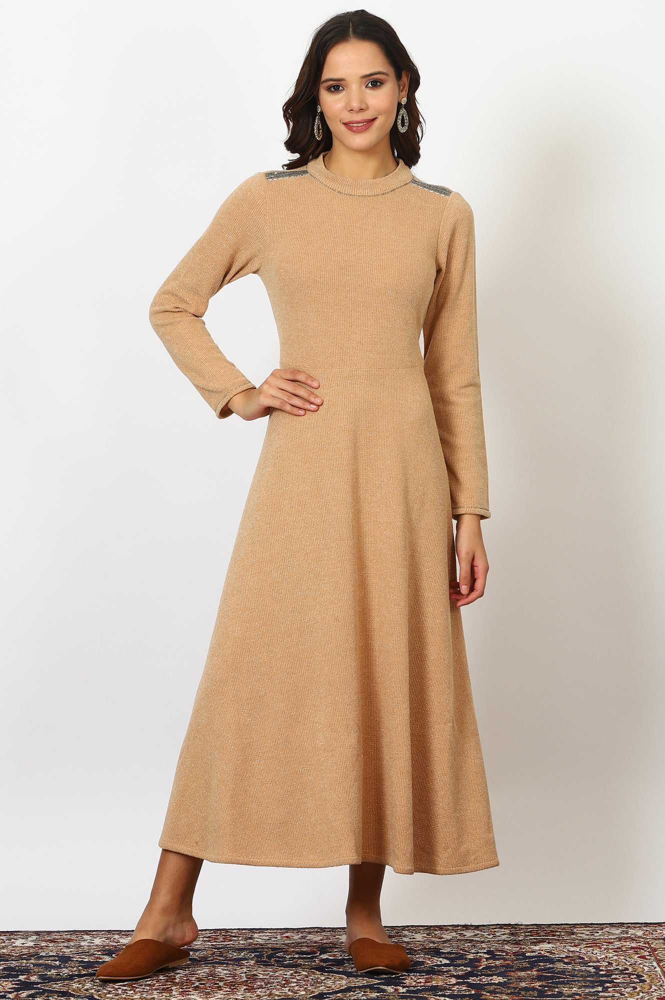 Brown Solid Metallic Hardware Flarred Dresses
