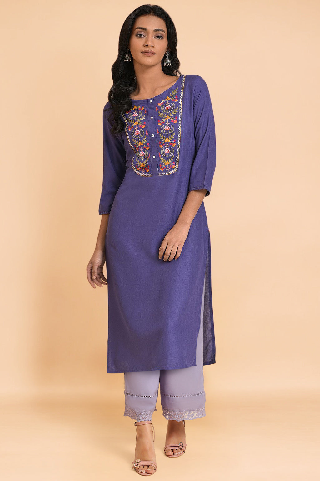 Purple Solid Thread Embroidered Rayon Straight Kurta and Parallel