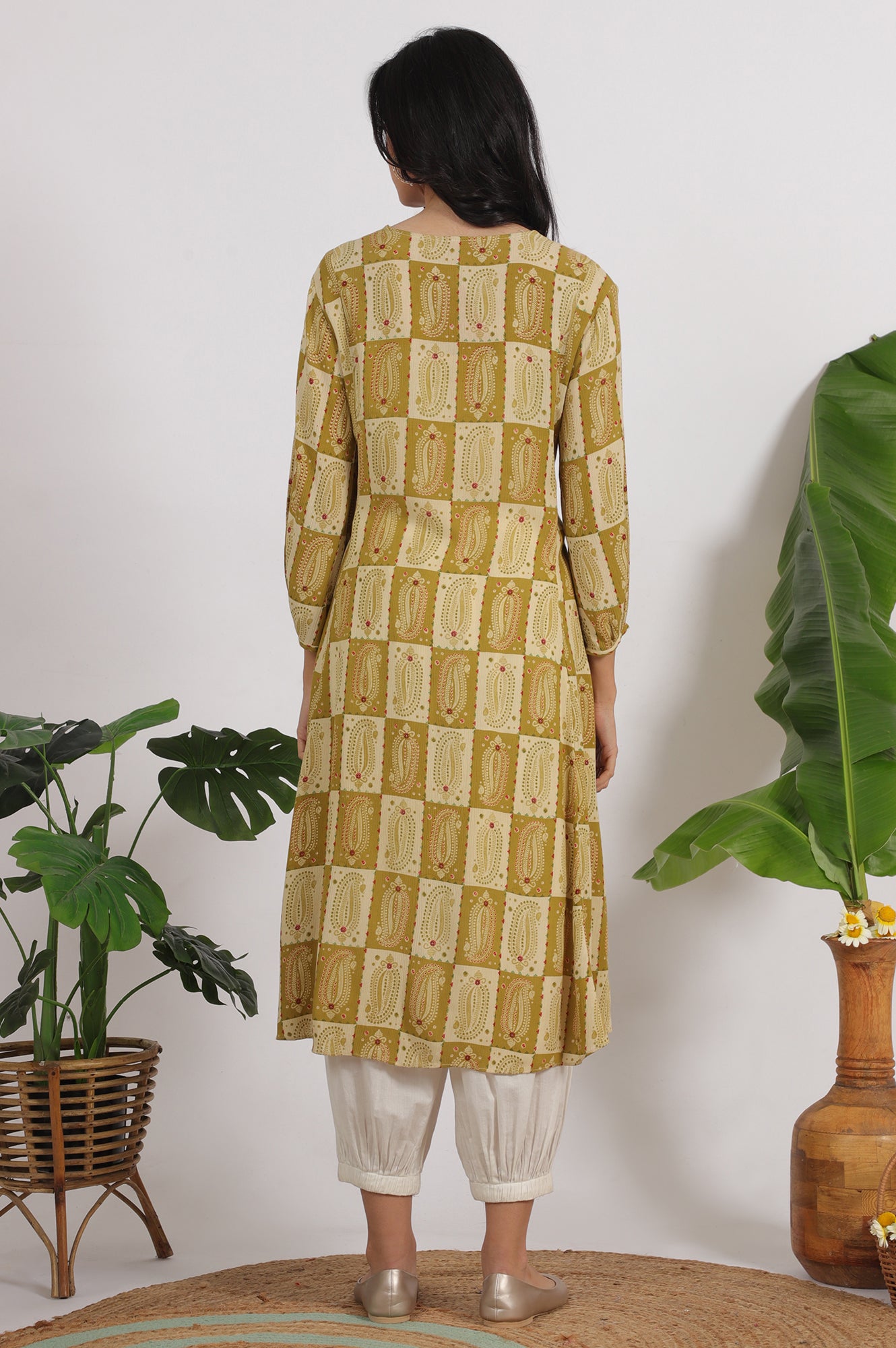 Green Paisley Printed Cotton Crepe Kurta with Mirror Embroidery