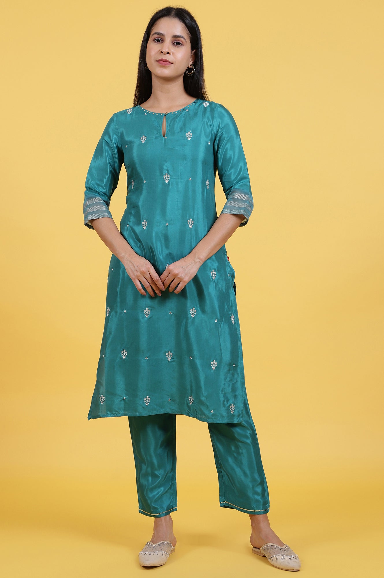 Green Embroidered Rayon Straight Kurta and Straight Pants Set