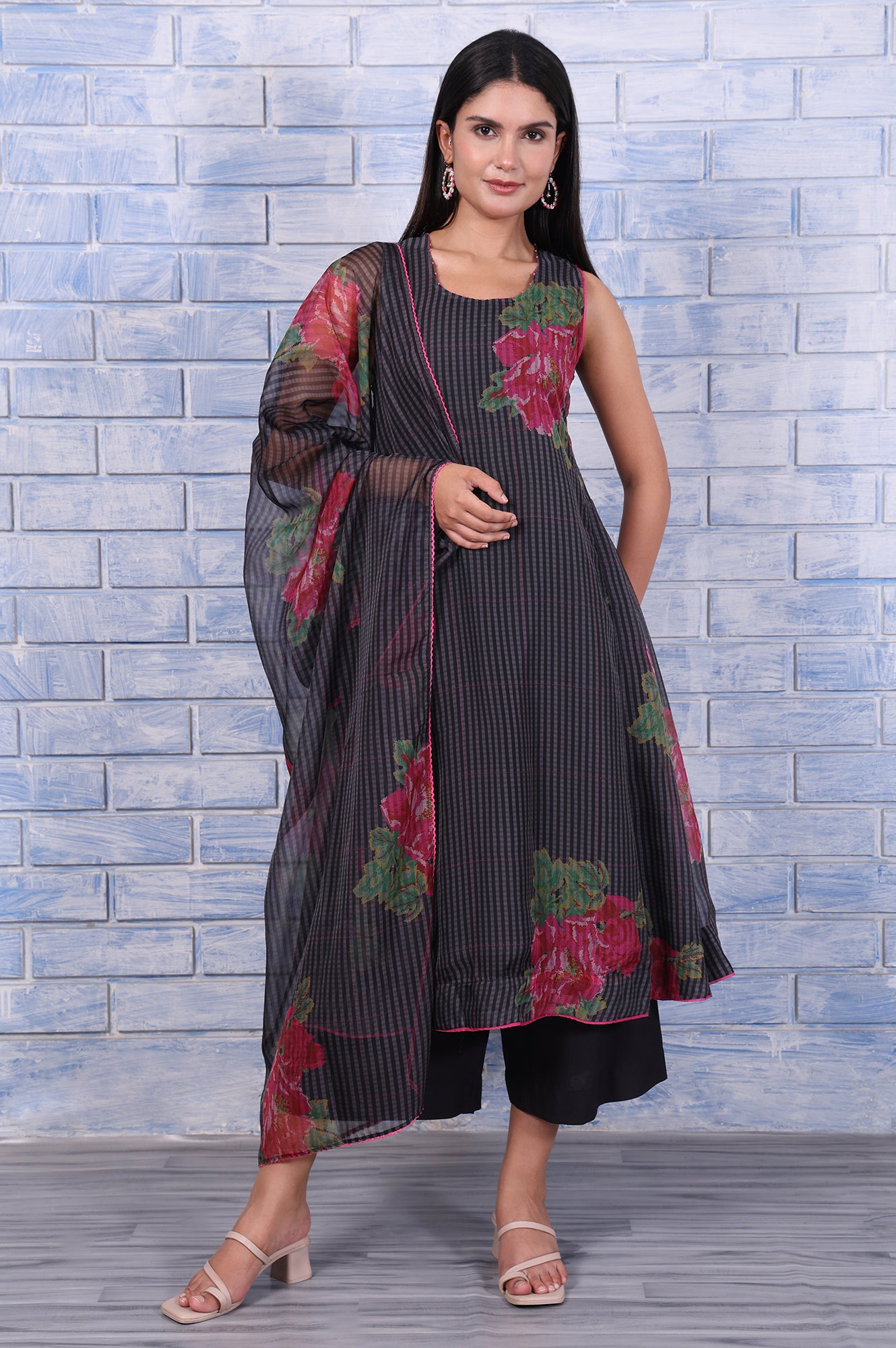 Black Floral Printed Beads Organza Flared Kurta, Cropped Flared Pants And Dupatta Set