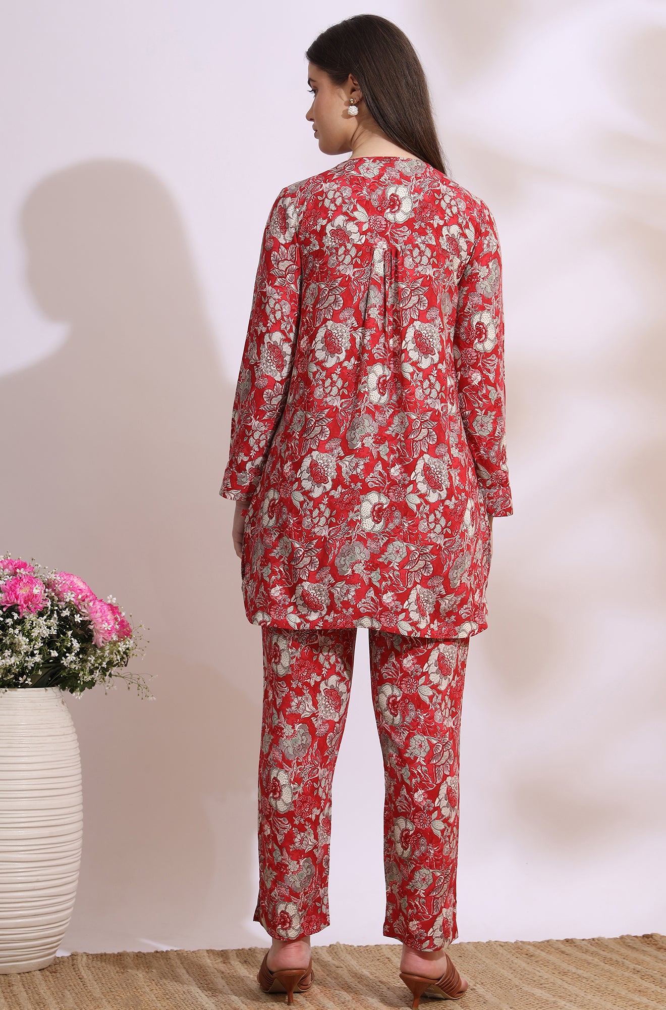 Red Floral Printed Rayon Straight Short Kurti and Pants Co-ord Set
