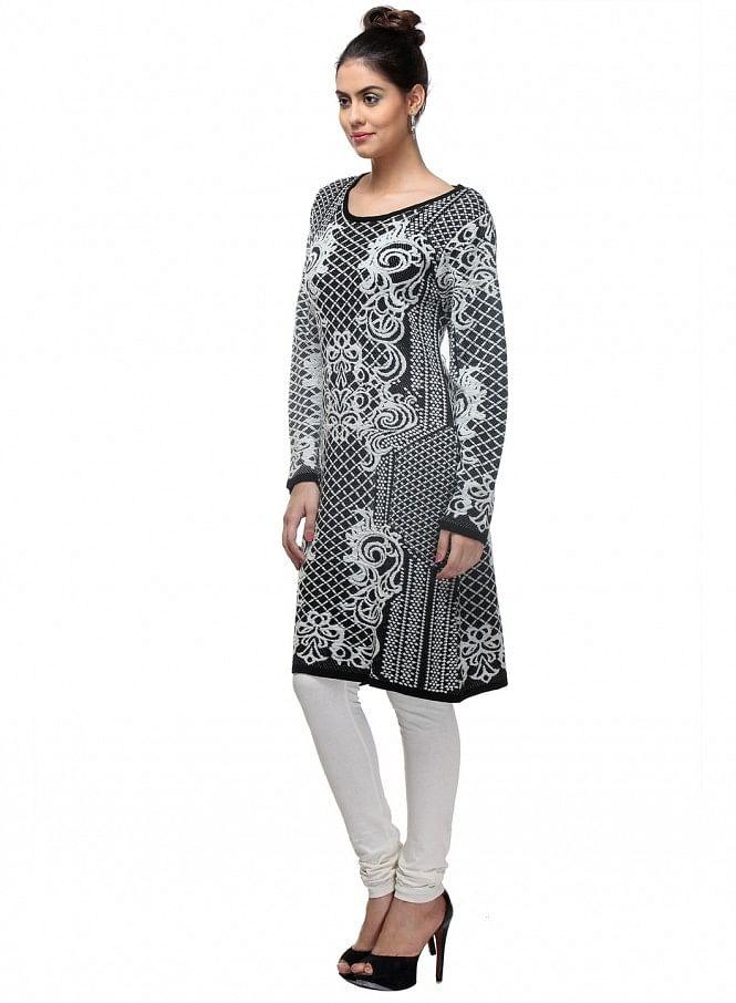 Black Embroidered Full Sleeve kurta - wforwoman