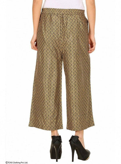 Gold-Toned Printed Crop Pants - wforwoman