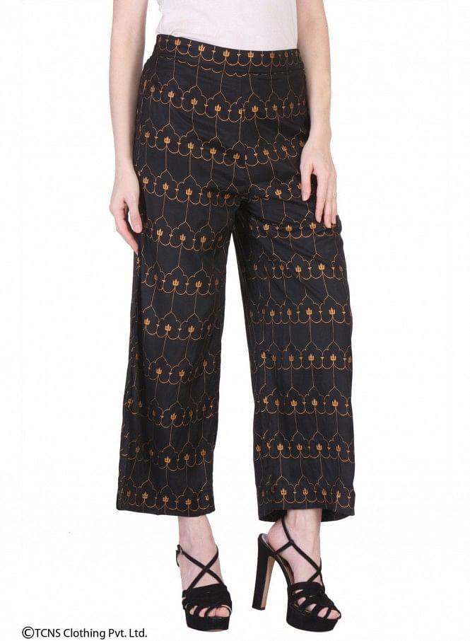 Black Printed Cropped Pants - wforwoman