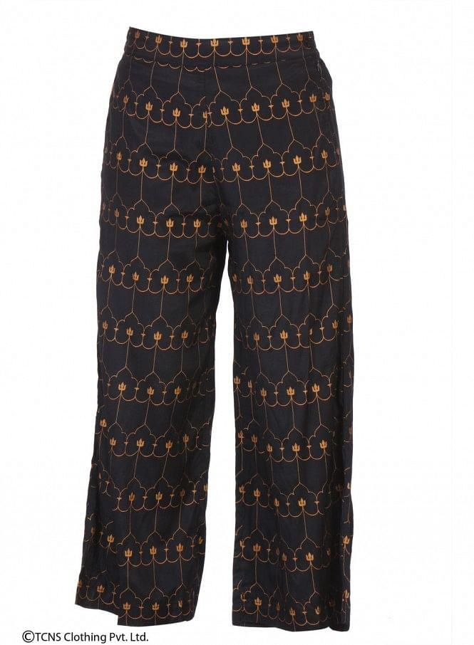 Black Printed Cropped Pants - wforwoman