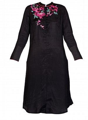 Black Embellished Full Sleeve kurta - wforwoman