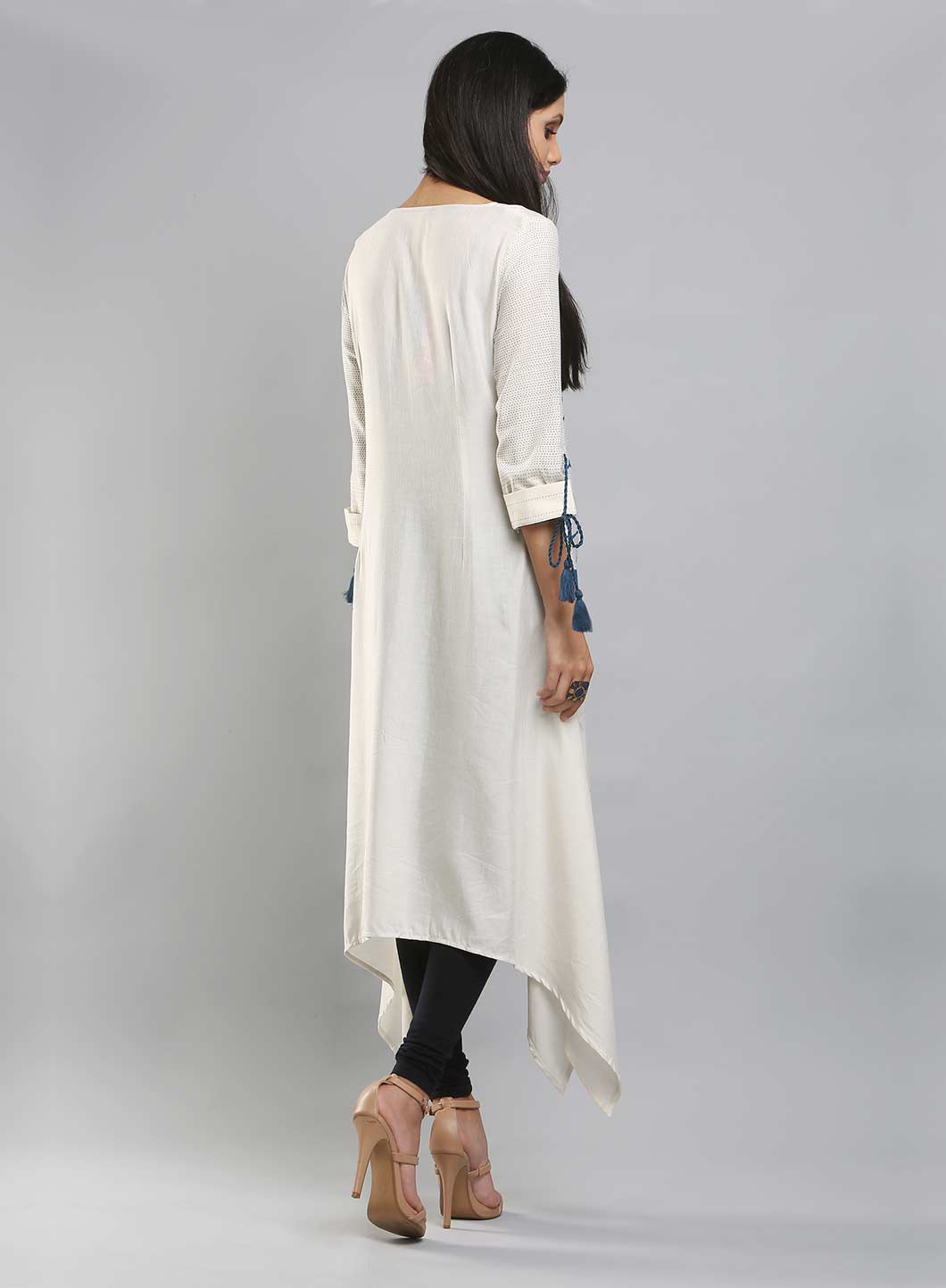 White Round Neck Printed kurta