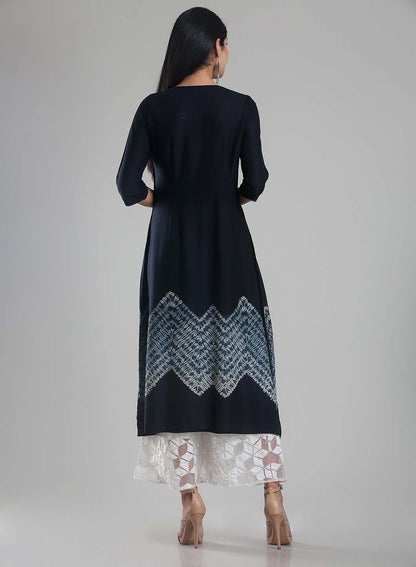 White &amp; Navy Printed Round Neck kurta - wforwoman