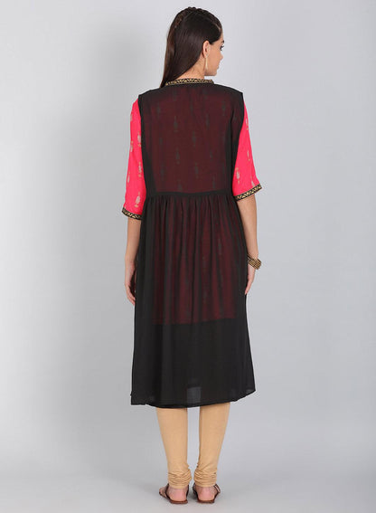 Pink Round Neck Printed kurta With Gillet - wforwoman