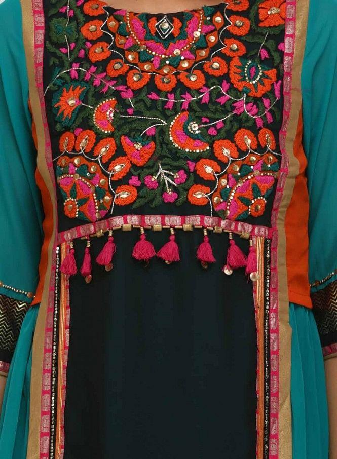 Blue Embroidered Round Neck kurta - wforwoman