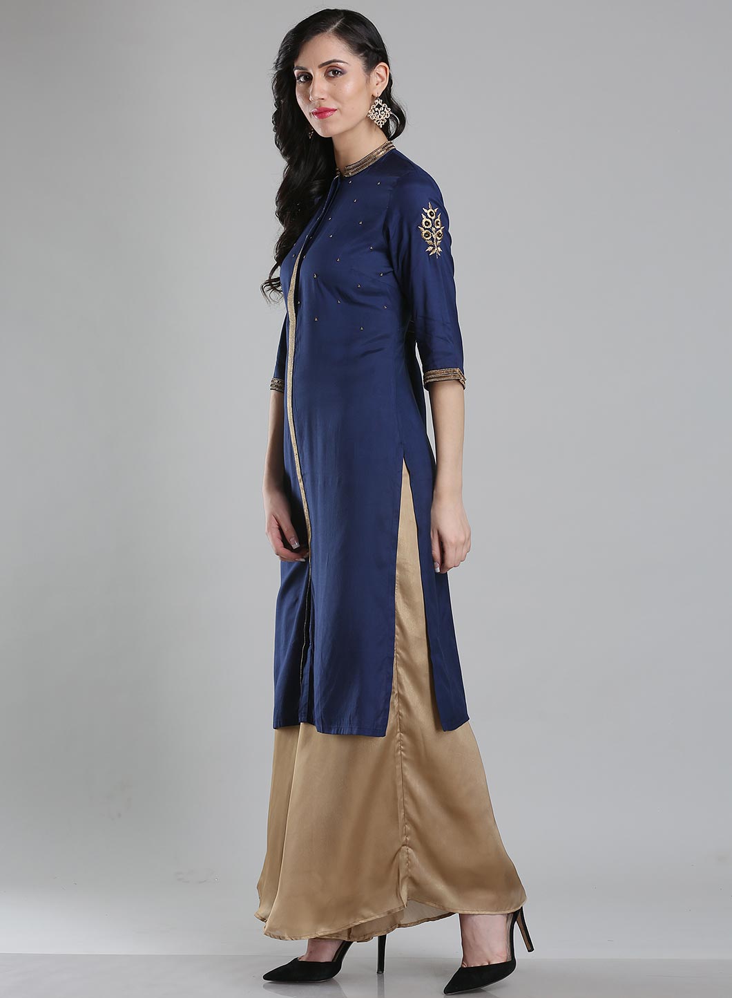 Blue Solid Mandarin Neck kurta