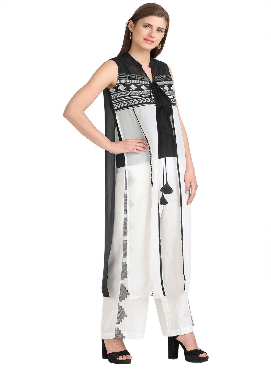 White &amp; Black Sleeveless Printed Gillet - wforwoman