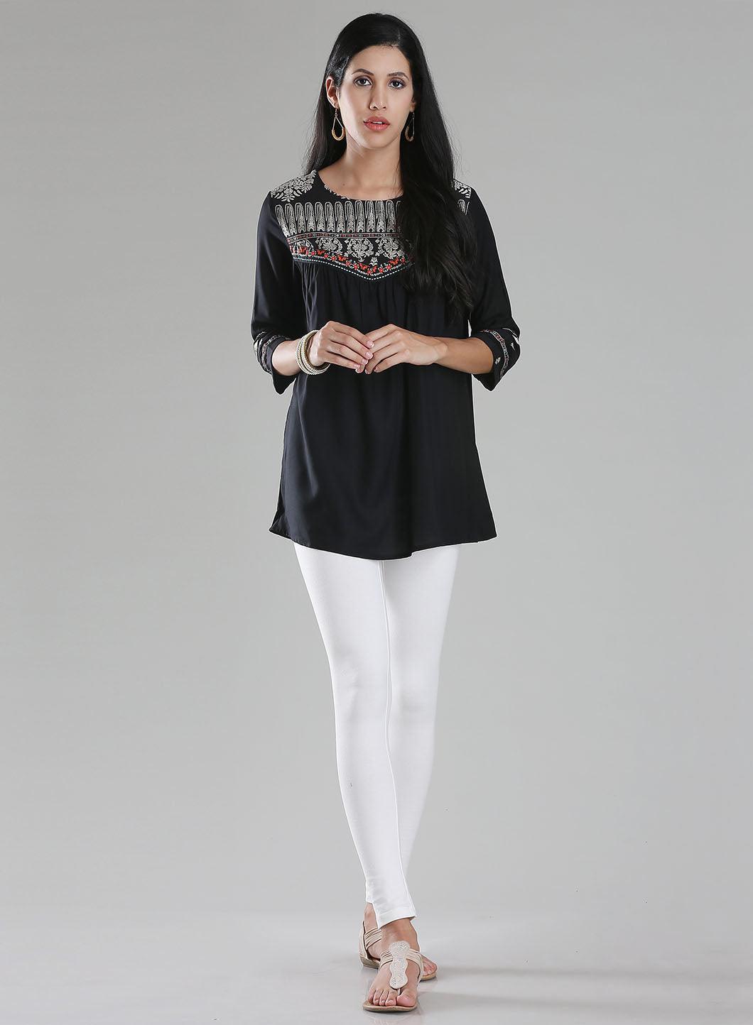 Black Round Neck Printed Top - wforwoman