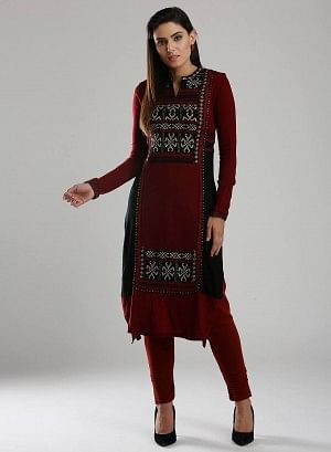 Red Woollen Mandarin Neck kurta