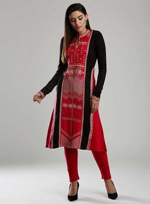 Red &amp; Black Woollen Mandarin Neck kurta