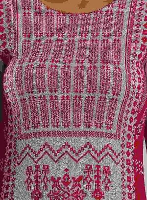 Pink &amp; White Woollen Round Neck kurta