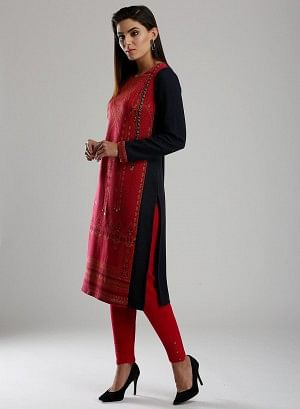 Red &amp; Black Woollen Round Neck kurta