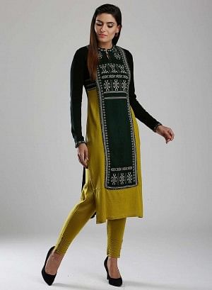 Black &amp; Green Woollen Mandarin Neck kurta