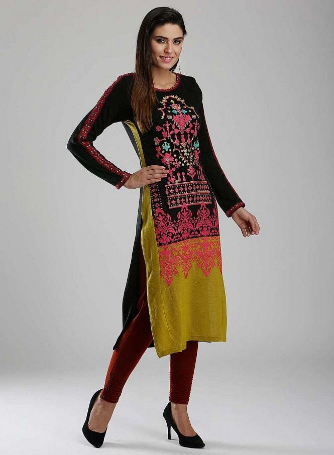 Black &amp; Pink Woollen Round Neck kurta - wforwoman