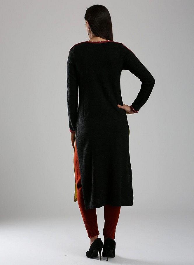 Black &amp; Pink Woollen Round Neck kurta - wforwoman