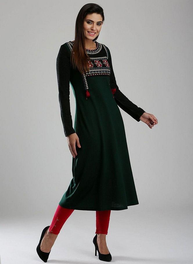 Green &amp; Black Woollen Round Neck kurta - wforwoman