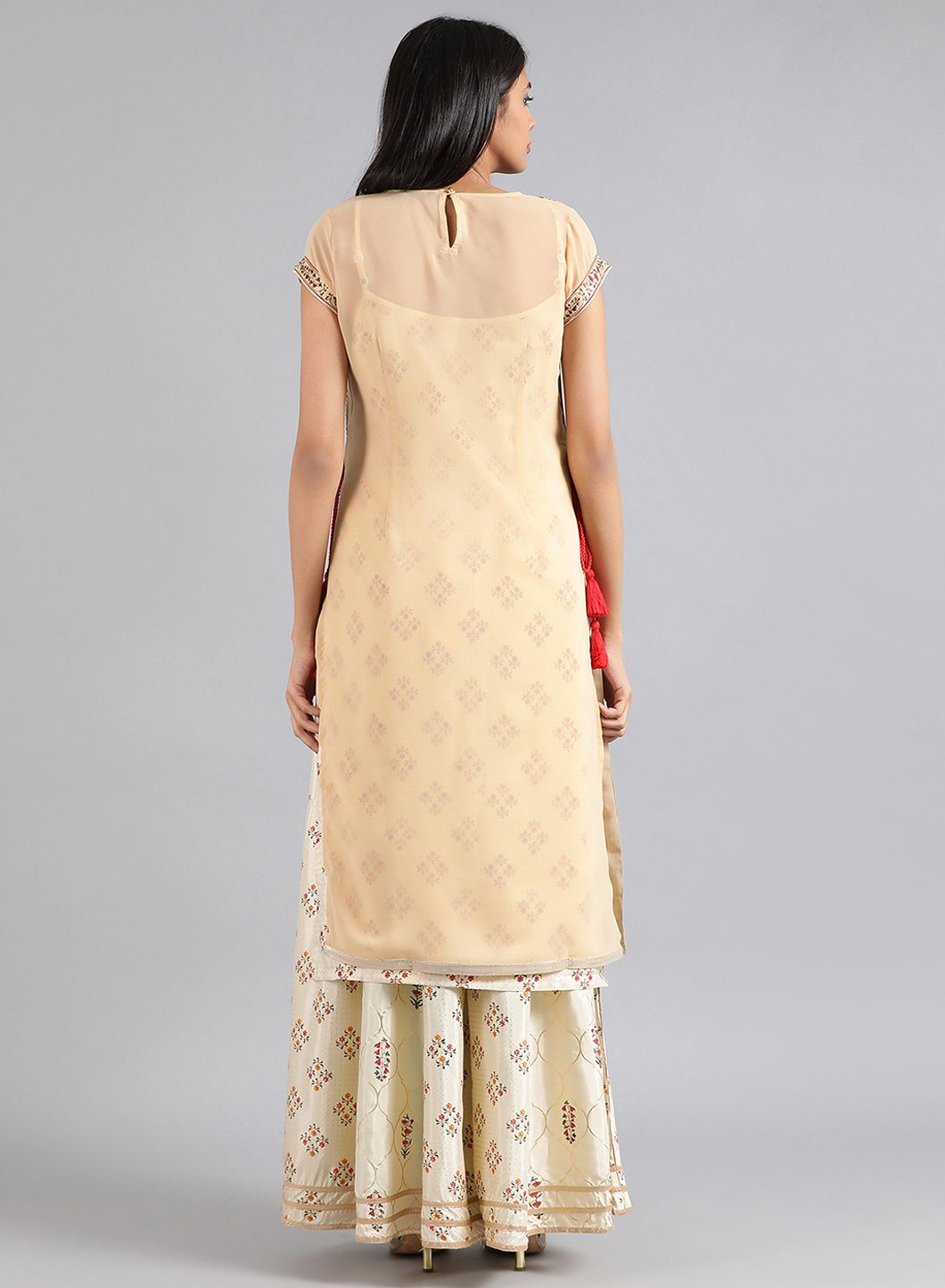 Beige Round Neck Embroidered kurta