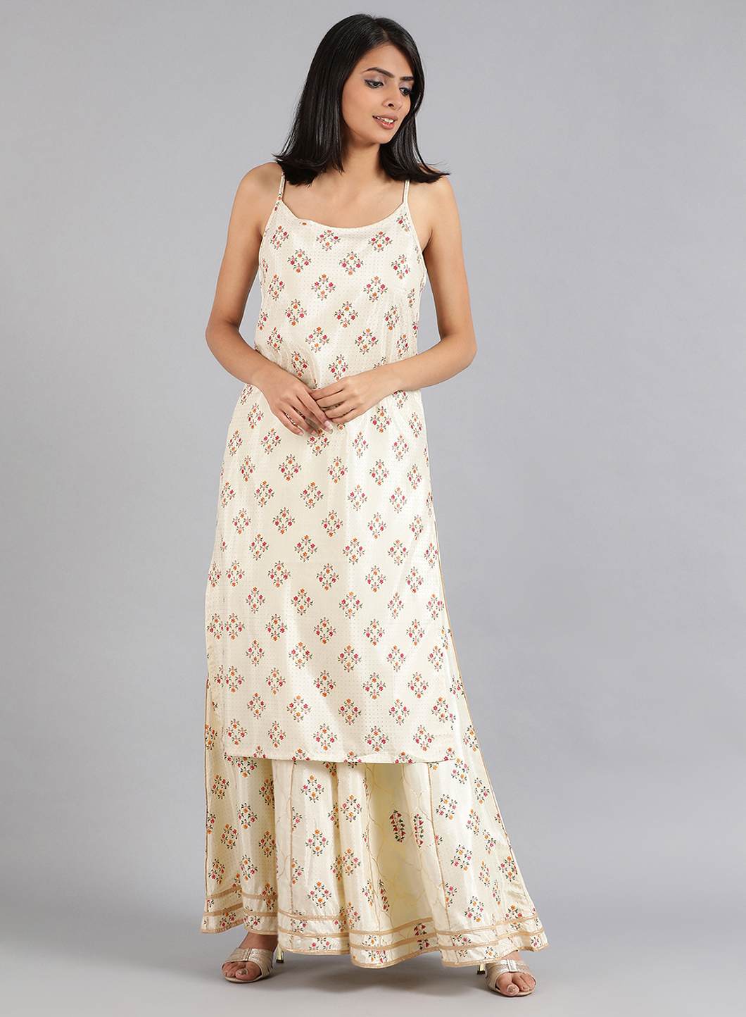 Beige Round Neck Embroidered kurta