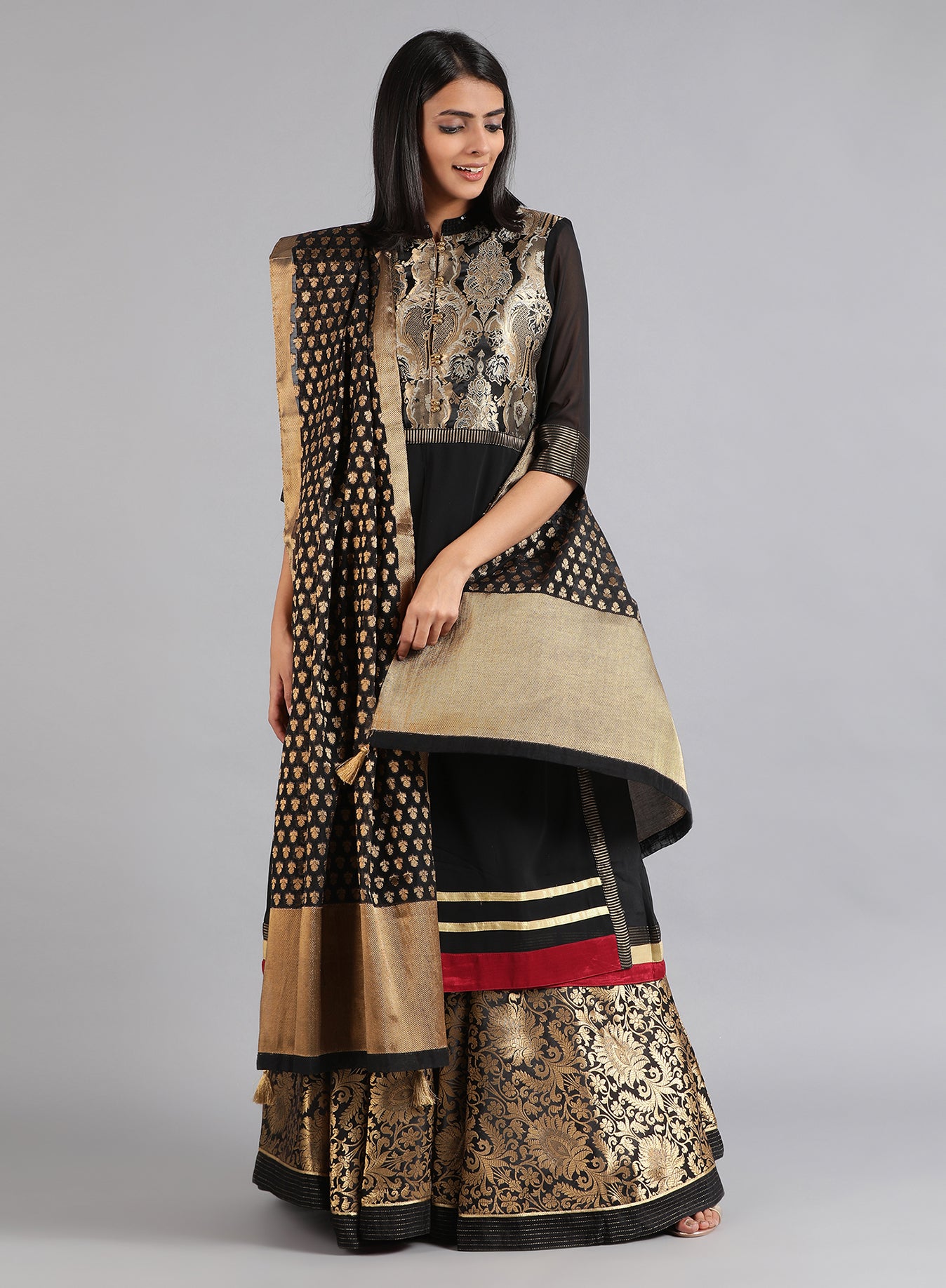 Black Jacquard Dupatta