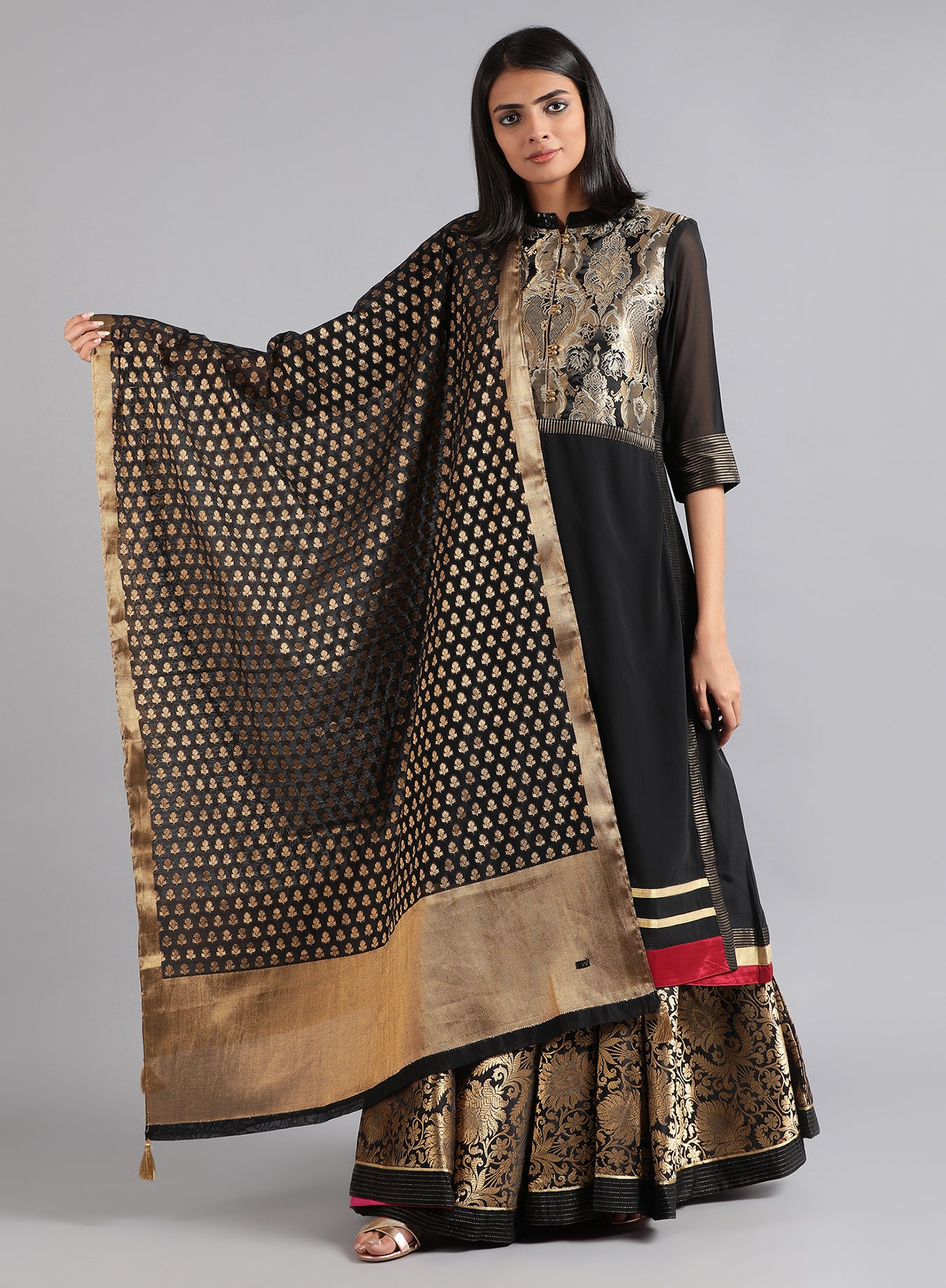 Black Jacquard Dupatta