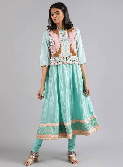 Green Mandarin Neck Printed kurta Set - wforwoman