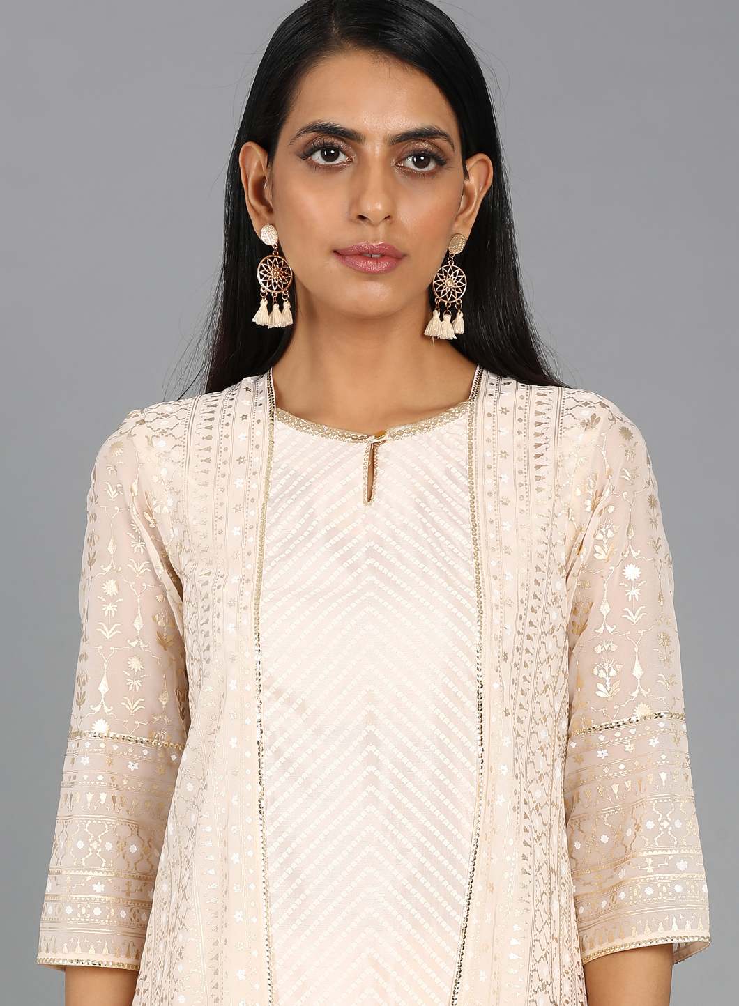 Pink Round Neck Embellished kurta