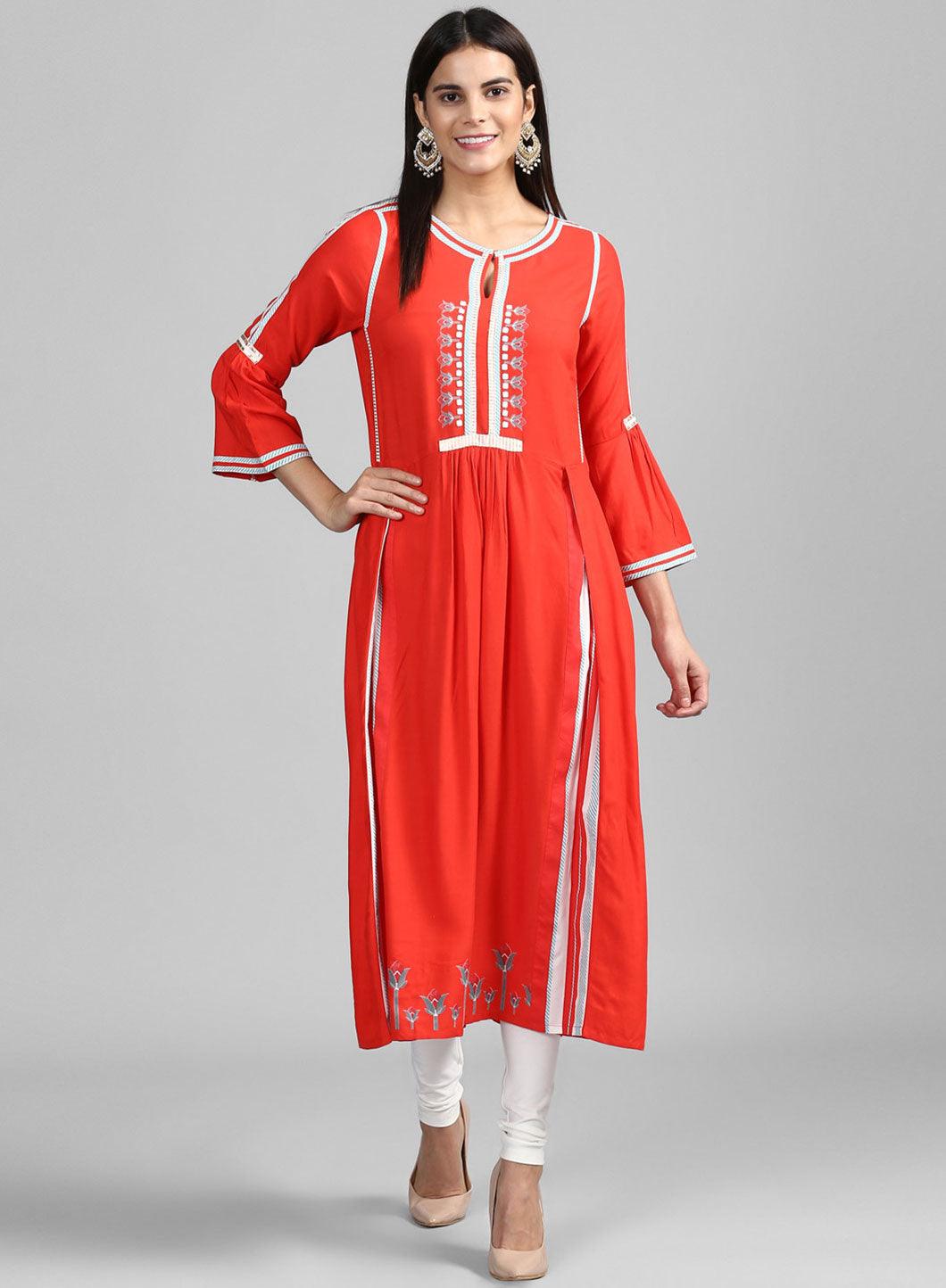 Red Round Neck Floral Print kurta - wforwoman